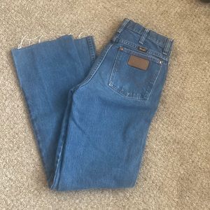 wrangler straight leg jeans